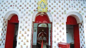 Devotional moment at Bhabanipur